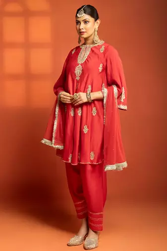 Red embroidered cotton silk kurta set