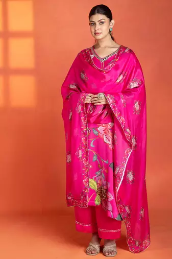 Fuchsia printed satin kurta set