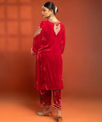 Red embroidered silk kurta set 3
