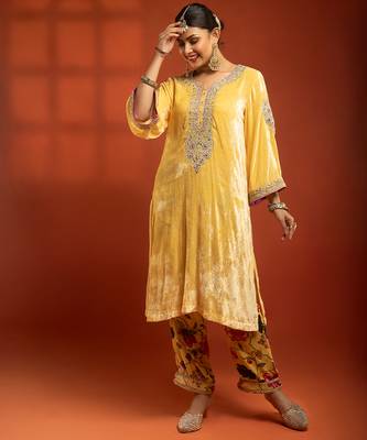 Yellow embroidered silk kurta set 3