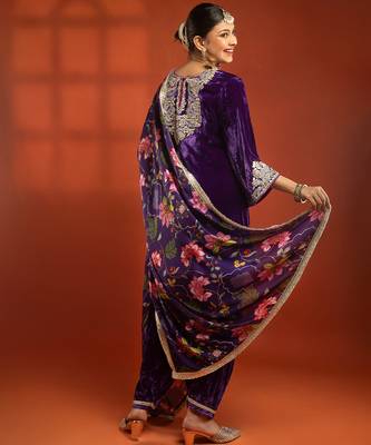 Purple embroidered silk kurta set 4