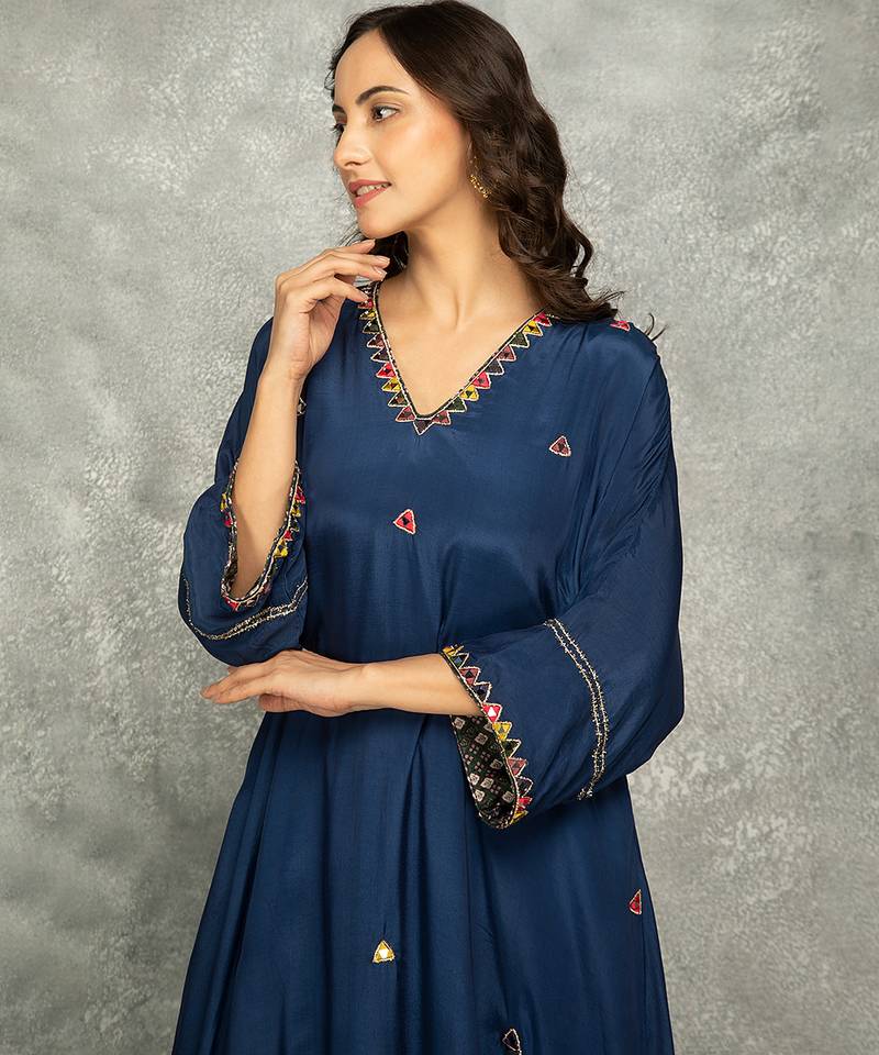Blue embroidered crepe kurta set