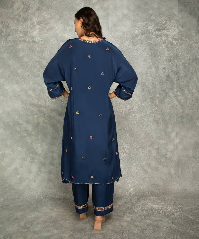 Blue embroidered crepe kurta set