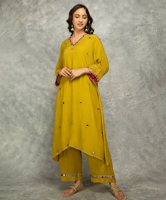 Mustard embroidered crepe kurta set 2