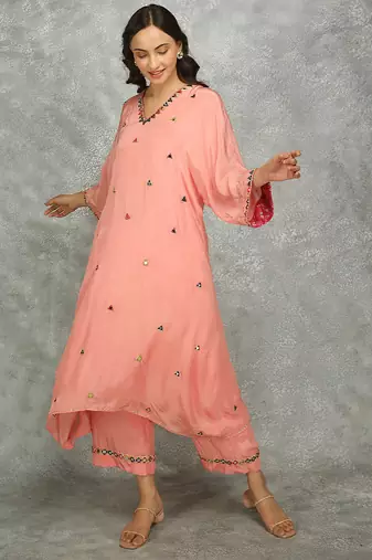 Peach embroidered crepe kurta set