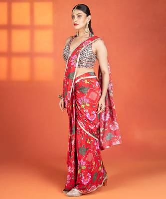 Red  floral printed crepe saree 3