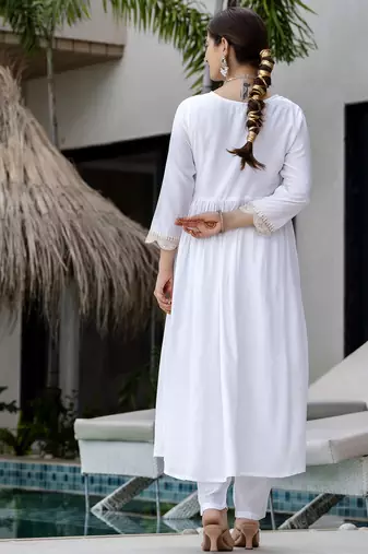 Women's Gorgeous Embroidery Chandrei Fabric Straight Kurta, Pant and Dupatta Set