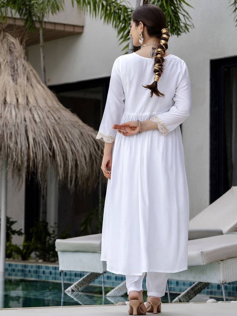 Women's Gorgeous Embroidery Chandrei Fabric Straight Kurta, Pant and Dupatta Set