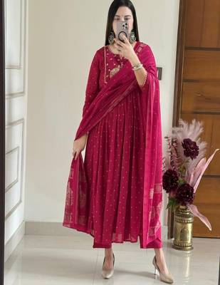Pink printed kurta pant dupatta set 4