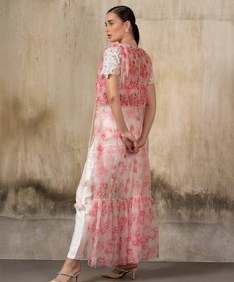 Ivory embroidered co ord set with cape 4