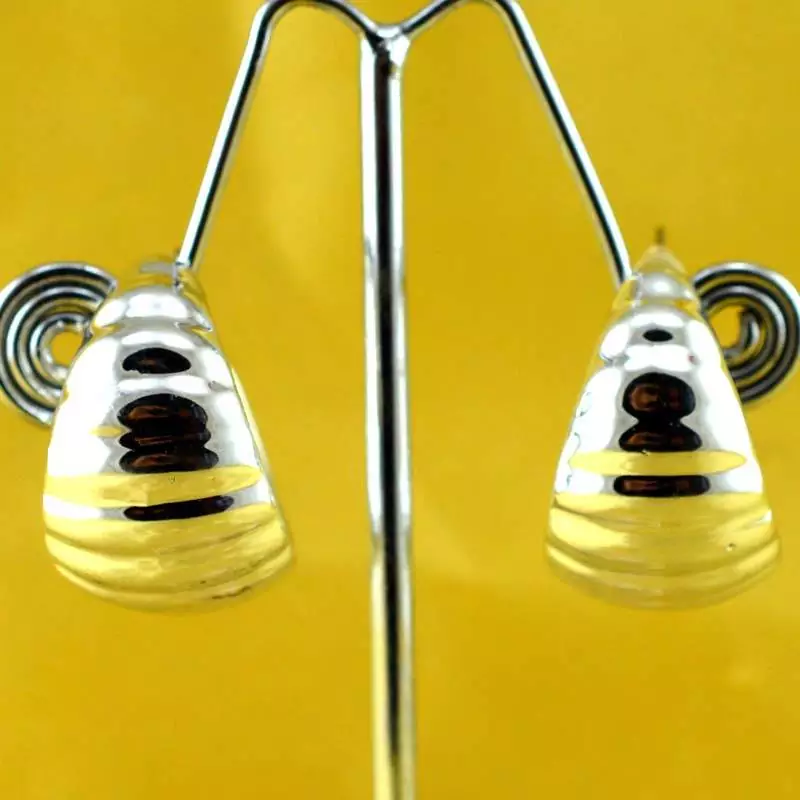 Hand Made Earing