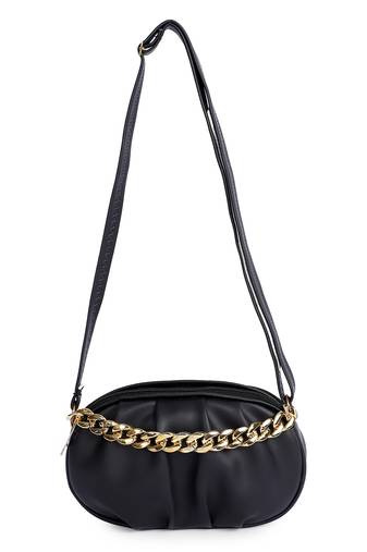 Veronly chain accent shoulder bag