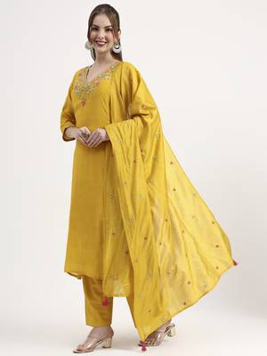 yellow mul chanderi silk thread work anarkali kurta trouser dupatta set 2