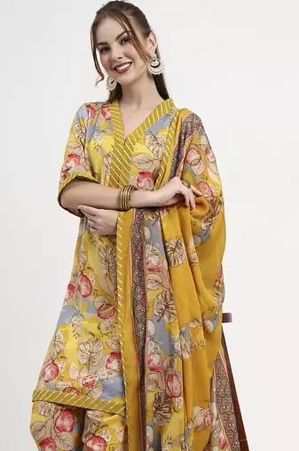 yellow lensing flare kurta dupatta set