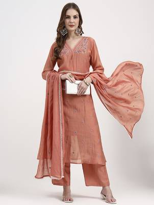 peach chanderi silk kantha work anarkali kurta trouser dupatta set 1
