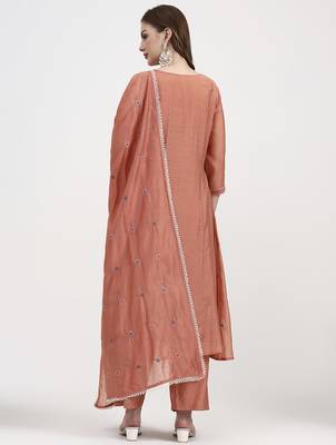 peach chanderi silk kantha work anarkali kurta trouser dupatta set 3