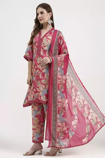 red lensing flare kurta dupatta set