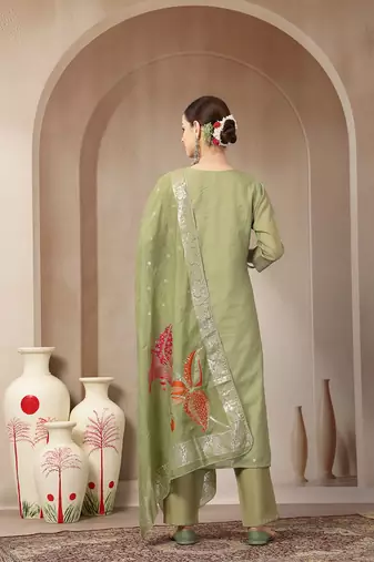 green chanderi silk floral straight kurta trouser dupatta set