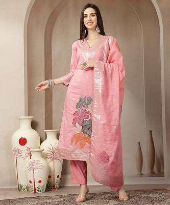 peach chanderi silk floral straight kurta trouser dupatta set 1