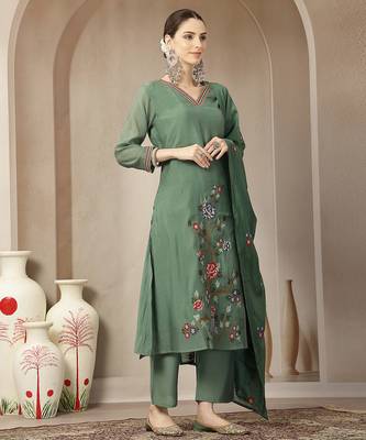 green mul chanderi embroidery a-line kurta trouser dupatta set 2