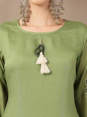 green mul chanderi silk keyhole neck a-line kurta trouser dupatta set 4