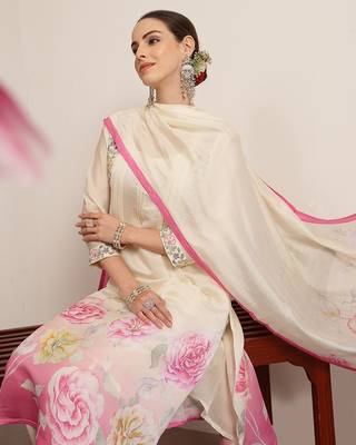 cream and pink chanderi silk embroidery straight kurta trouser dupatta se 5