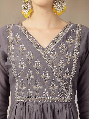 purple mul chanderi beads and stones mirror work kurta dupatta pant set 4