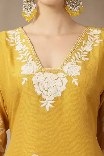 mul chanderi yellow kurta dupatta pant set