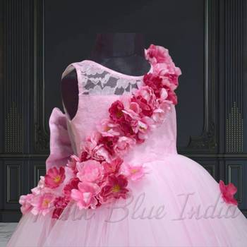 Stylish back with big bow party dress 2