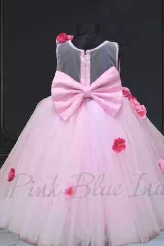 Stylish back with big bow party dress