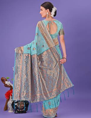 sea green linen cotton with jacquard work and zari weaving saree with blouse 4