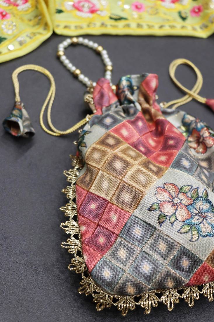 Gajri  weaving with prints work  designer batwa