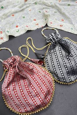 Black jacquard silk designer batwa with pearl handle 4