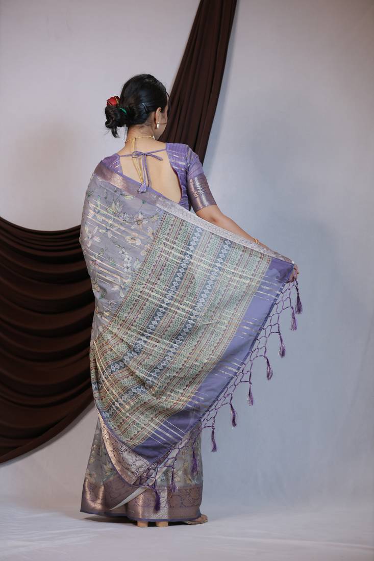 purple floral print zari woven border crepe saree with unstiched blouse piece