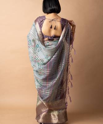 blue floral print zari woven border crepe saree with unstiched blouse piece 4