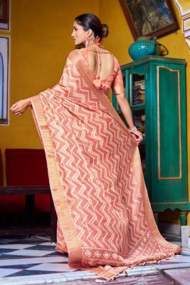 taupe chevron print zari golden border silk blend saree with unstiched blouse piece 4