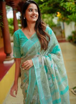 peach floral print zari woven border cotton blend saree with unstiched blouse piece 5