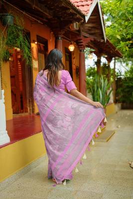 lavender floral print zari woven border cotton blend saree with unstiched blouse piece 4