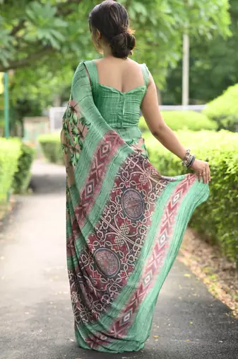 wine floral print chiffon saree with unstiched blouse piece