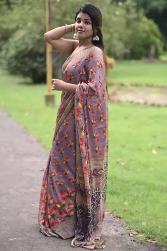 lavender floral print chiffon saree with unstiched blouse piece