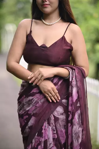 wine floral print chiffon saree with unstiched blouse piece