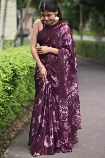 wine floral print chiffon saree with unstiched blouse piece