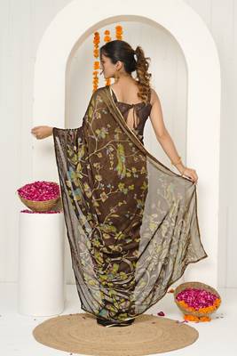 purple floral foil print lace border chiffon saree with unstiched blouse piece 4