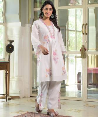 Floral embroidered white v-neck  cotton kurta with trouser 1