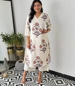 Floral printed black v neck pure cotton kurta with trouser