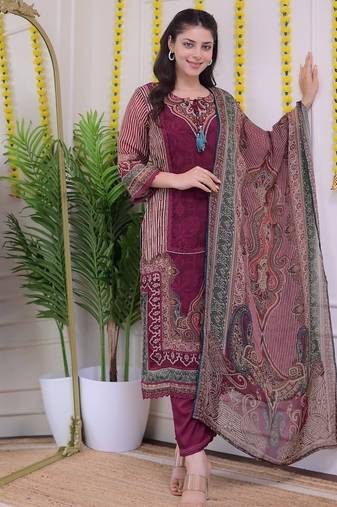 Floral embroidered red v-neck silk kurta with trouser with dupatta