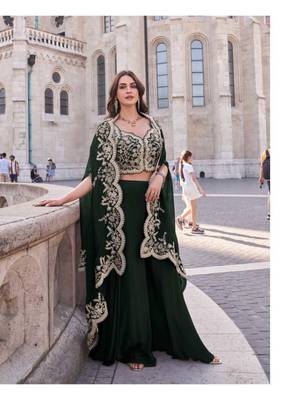 Green silk shrug suit with embroidery  1