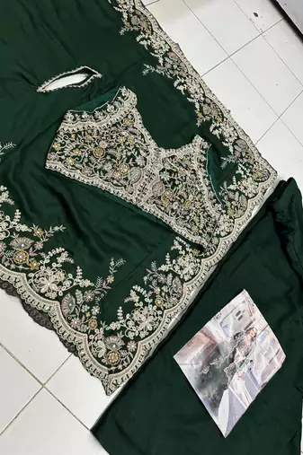 Green silk shrug suit with embroidery 