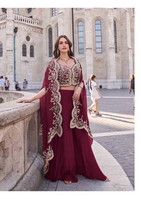 Red silk shrug suit with embroidery  1