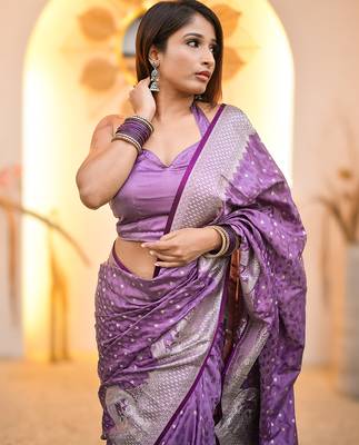 banarasi satin silk blend zari woven saree 4